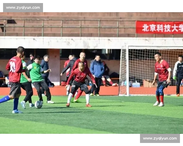 绿茵聚校友 热血续情怀!2025 纪中足球赛激战正酣